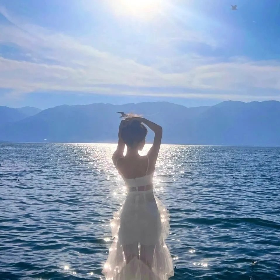 群山海报